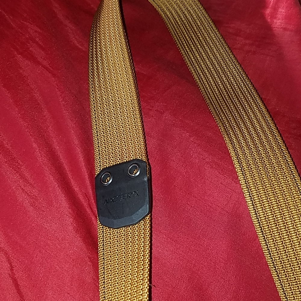 Arc'teryx Conveyer Belt in Light Brown